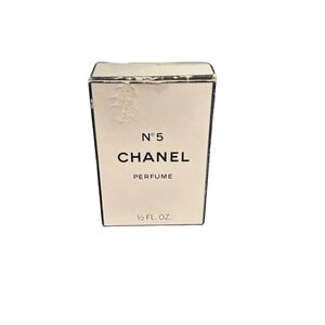 Chanel No 5 Vintage Perfume 1/2oz Splash Bottle w
Stopper & Box